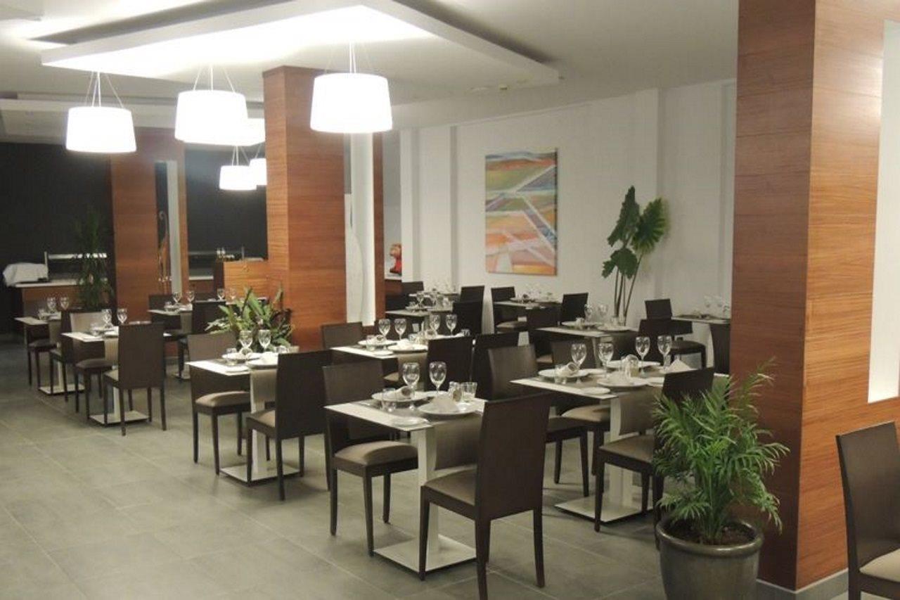 Del Mar Aparthotel